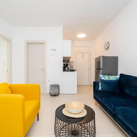 Danai & Palm Residential Complexes דירה