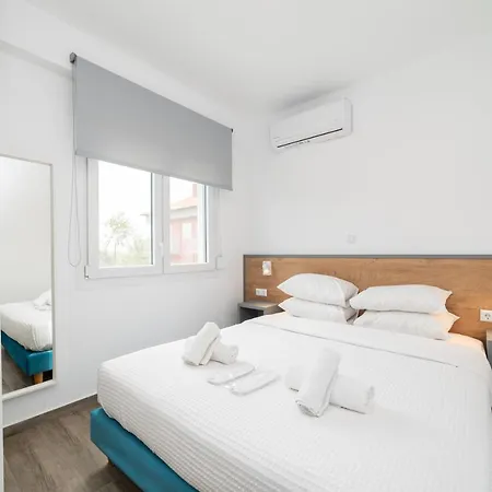 Danai & Palm Residential Complexes 아파트