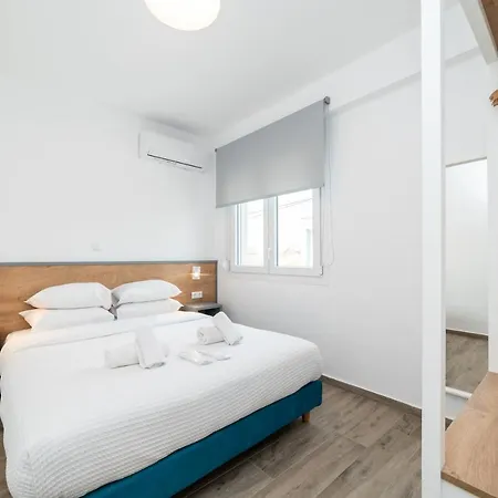 Danai & Palm Residential Complexes * Ofrínion