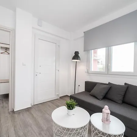 Danai & Palm Residential Complexes דירה