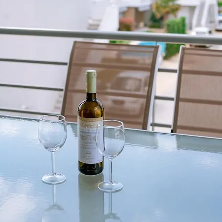 Danai & Palm Residential Complexes 아파트