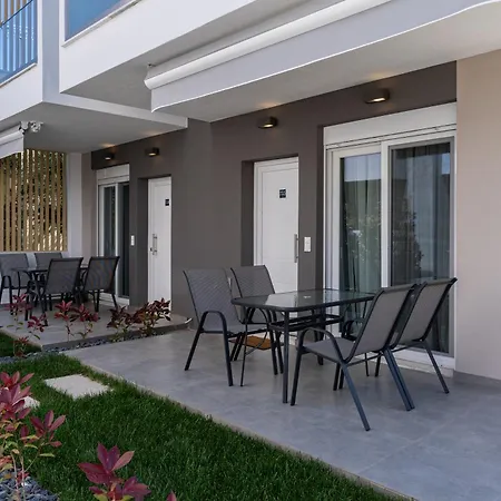 Apartment Danai & Palm Residential Complexes Ofrinion