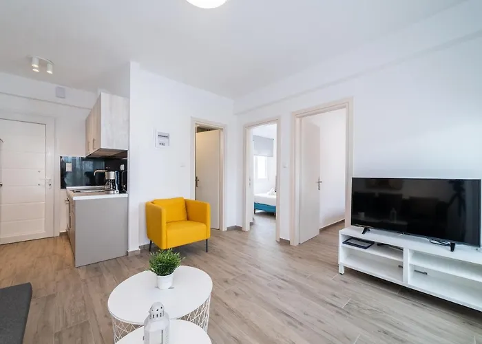 Danai & Palm Residential Complexes * Ofrínion