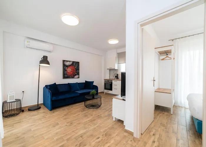 Danai & Palm Residential Complexes Ofrínion