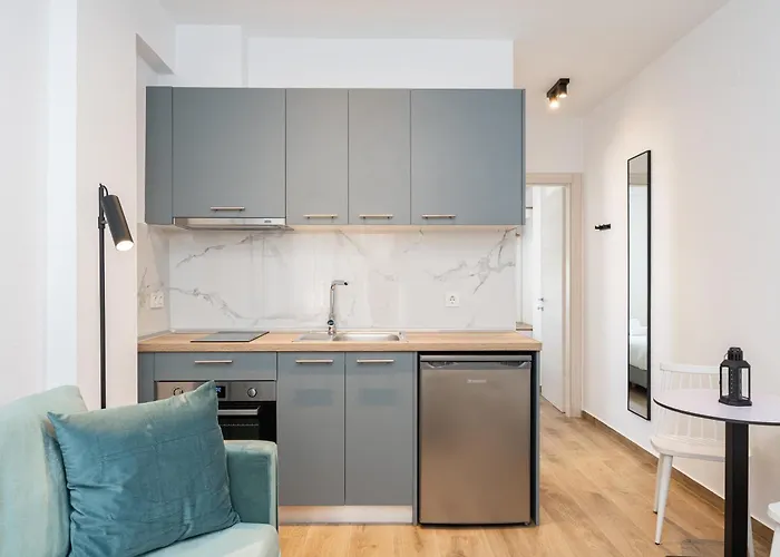 Danai & Palm Residential Complexes * Ofrínion